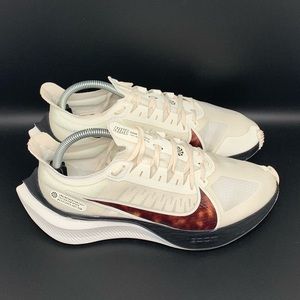 Nike Zoom‎ Gravity ‘Barely Rose’ Running Shoes Women’s Sz 10